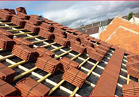 Rénover sa toiture à Lonrai